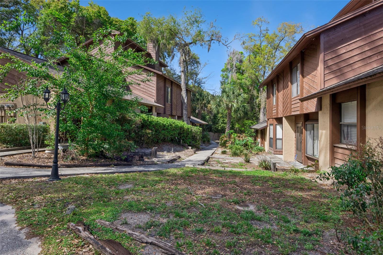 VINEYARD CONDO PH 05 - Residential