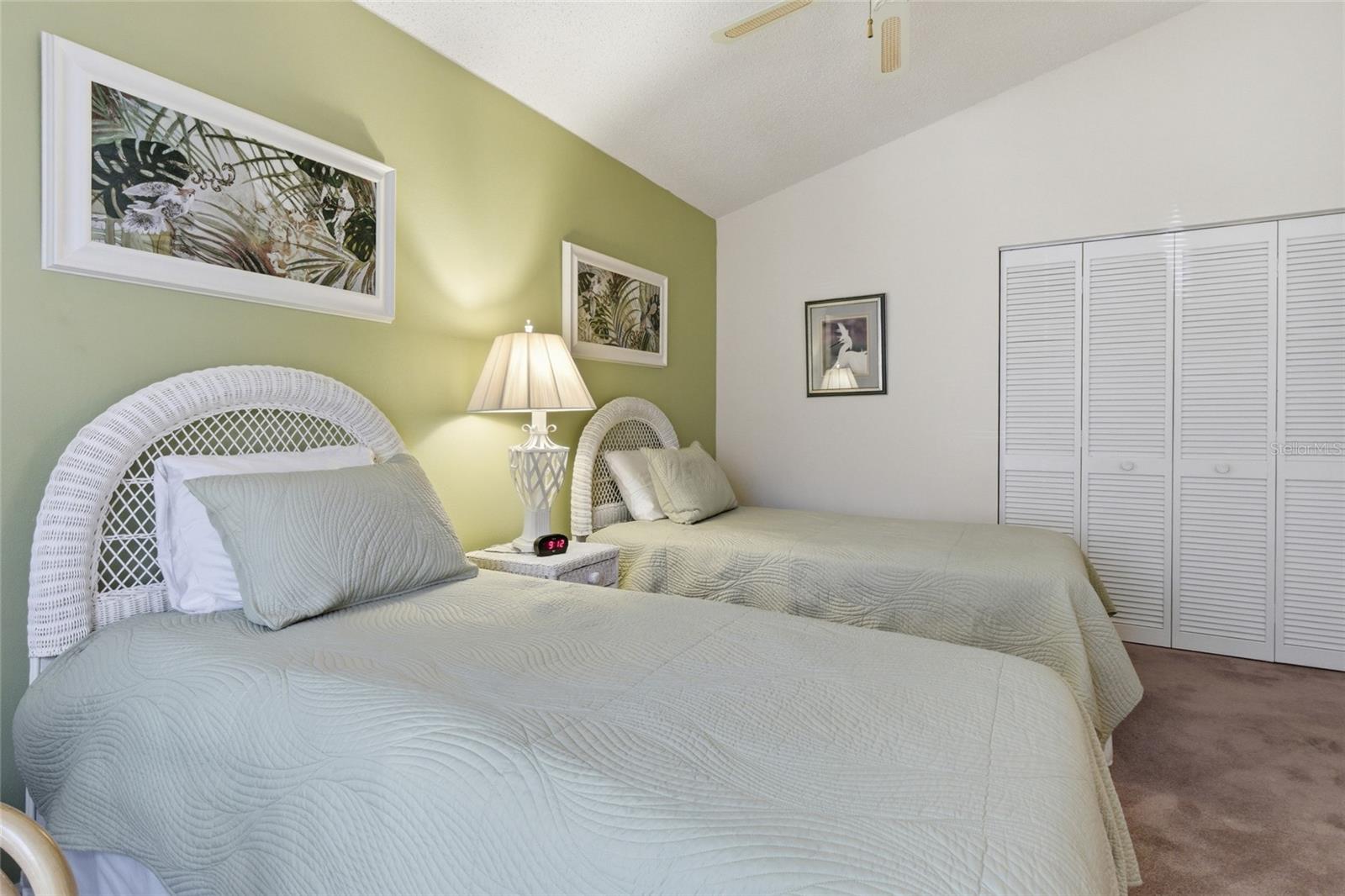 HARRINGTON LAKE - Residential