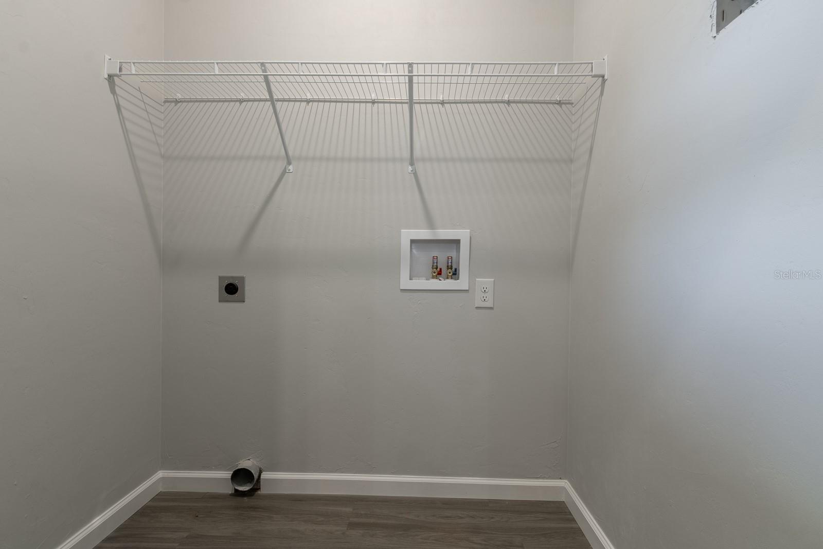 SUN N FUN UN 02 - Residential