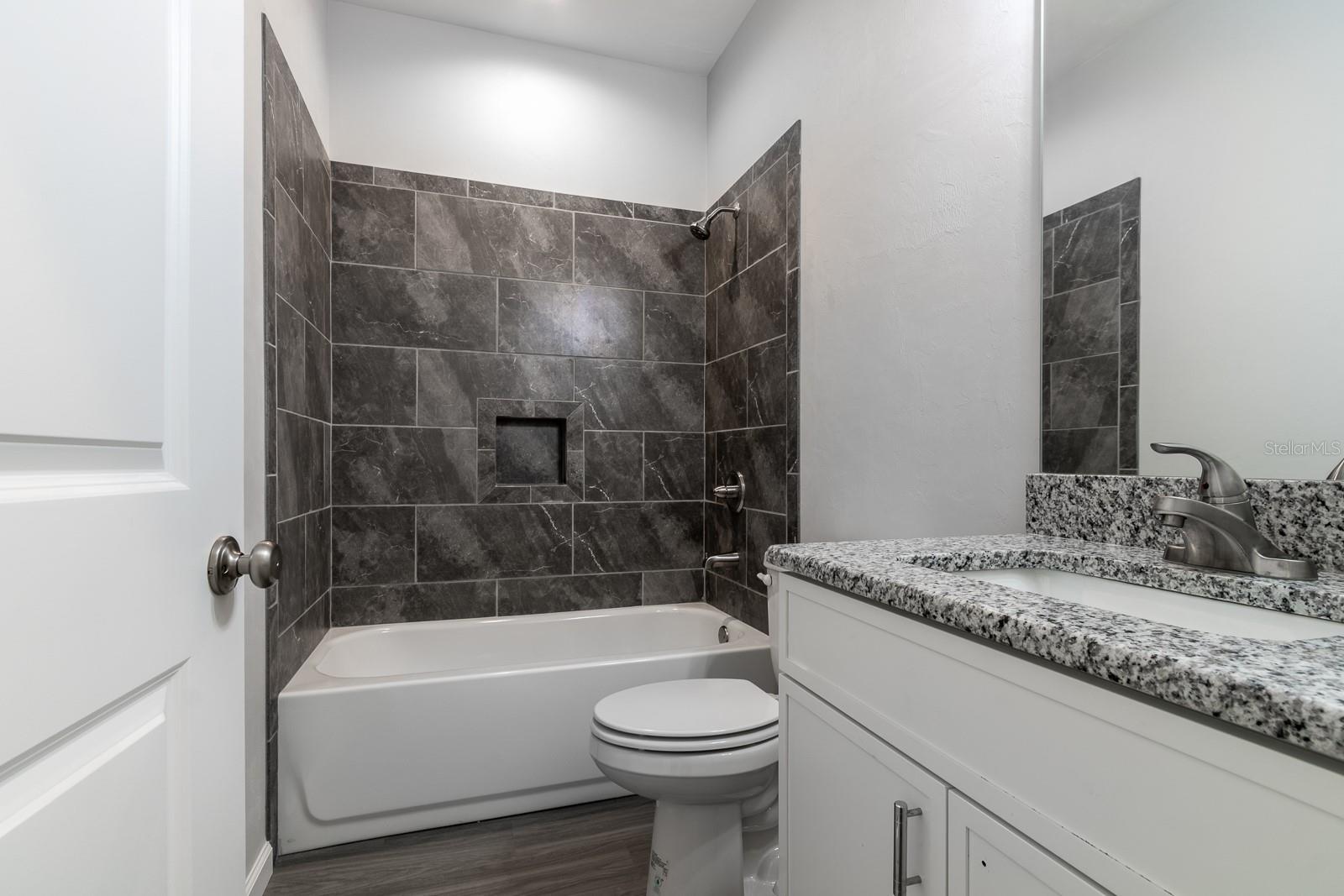 SUN N FUN UN 02 - Residential