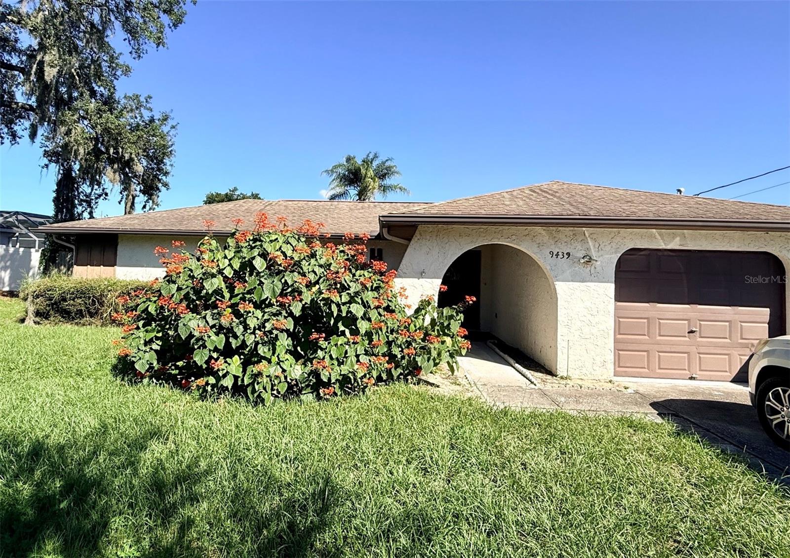 9439 SPRING HILL DRIVE