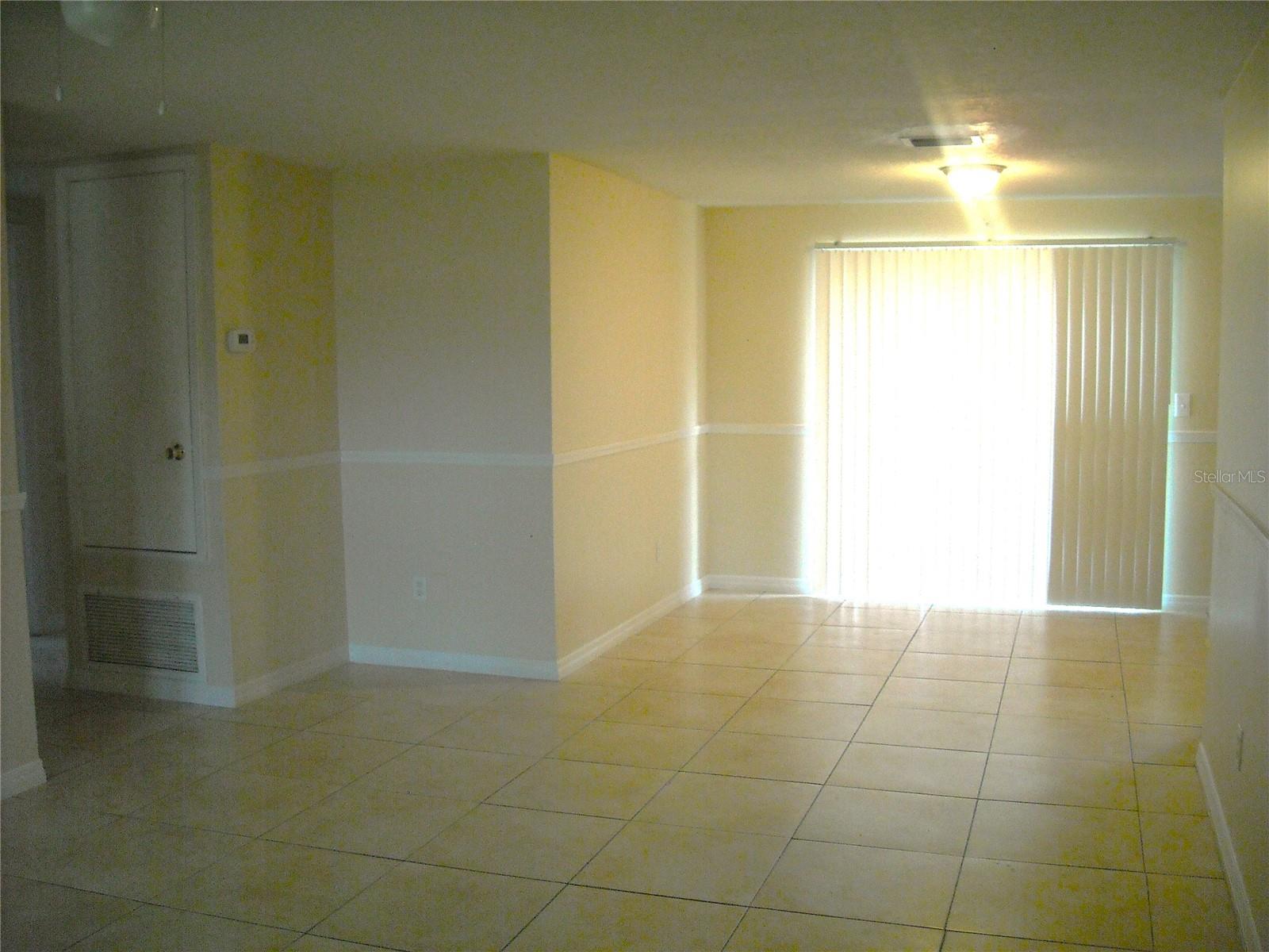 NORTH LAKES SEC B UNIT - Residential Lease