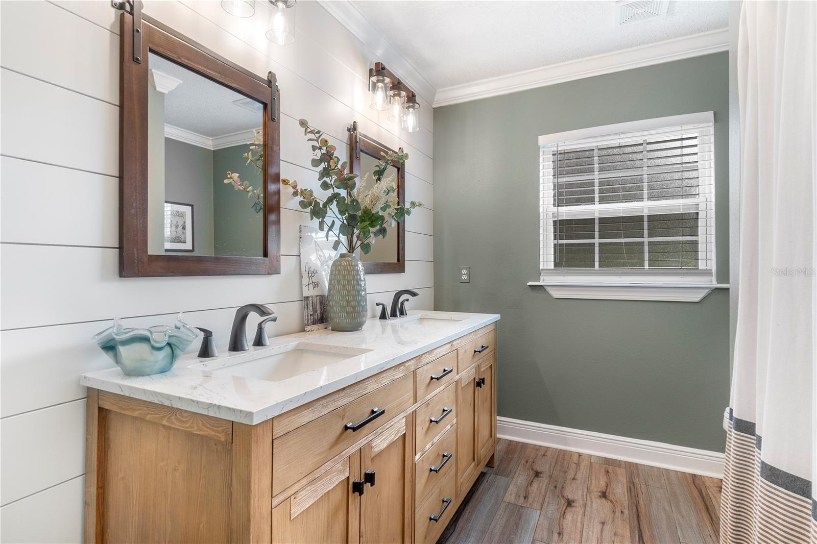 MEADOW WOOD FARMS 01 - Residential