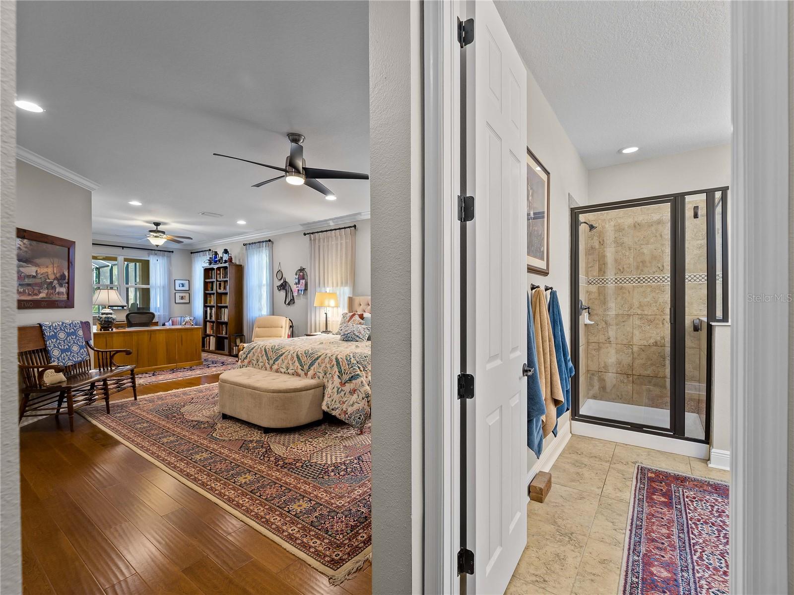 OAK HARBOUR - Residential