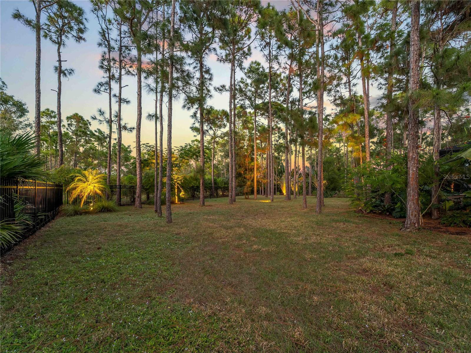 OAK HARBOUR - Residential