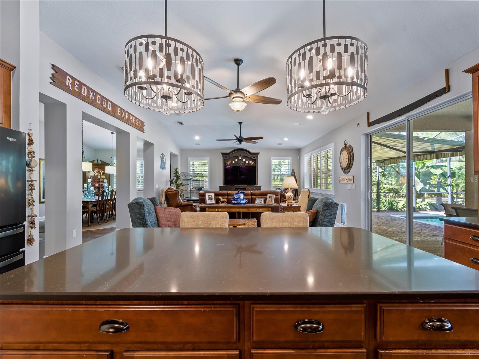 OAK HARBOUR - Residential