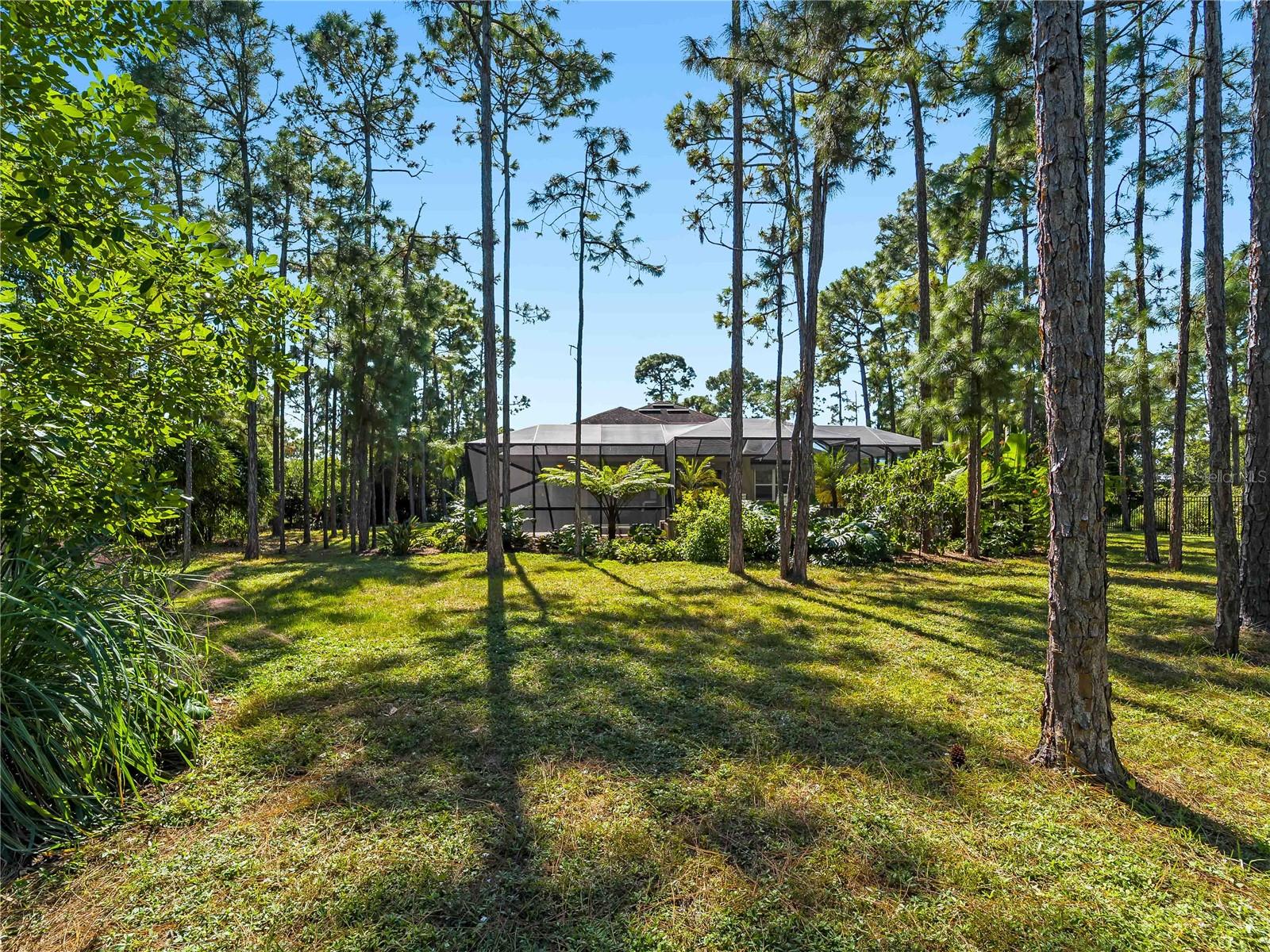 OAK HARBOUR - Residential