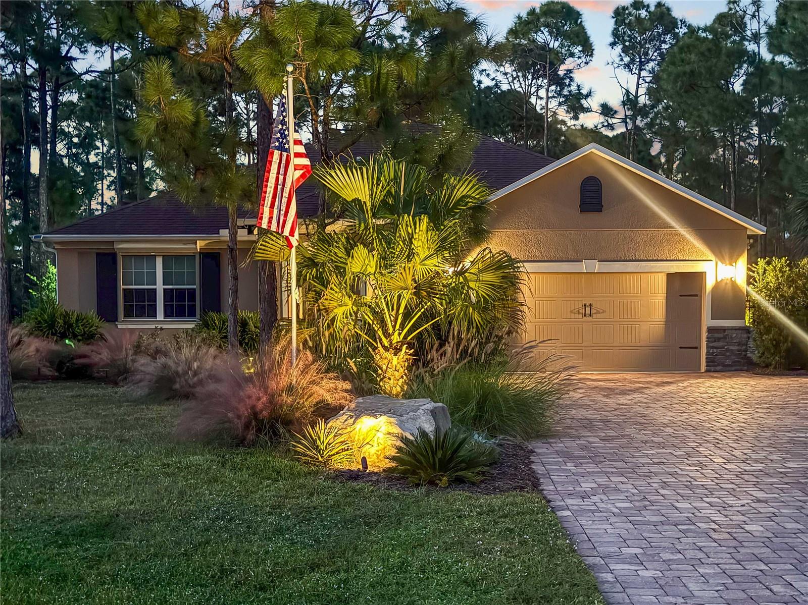 OAK HARBOUR - Residential