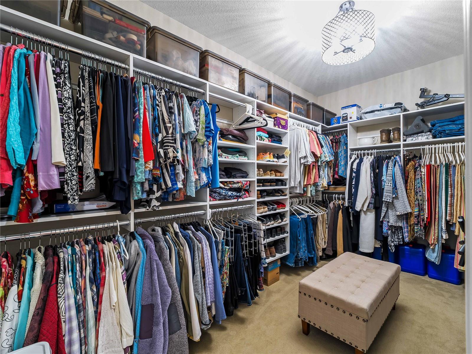 OAK HARBOUR - Residential