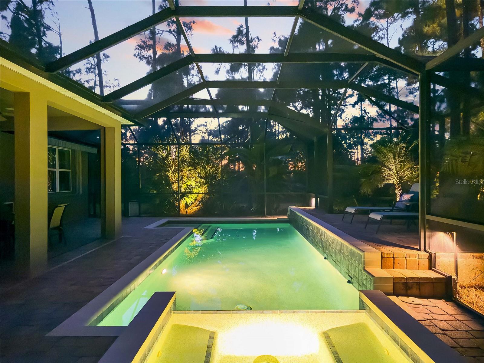 OAK HARBOUR - Residential