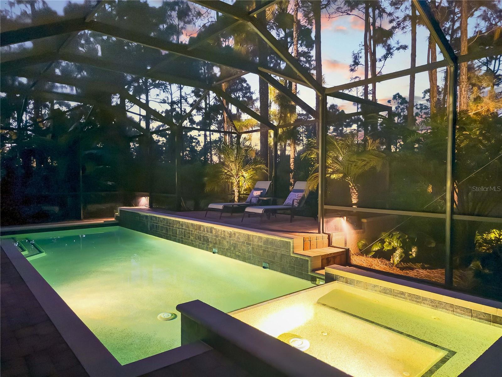 OAK HARBOUR - Residential