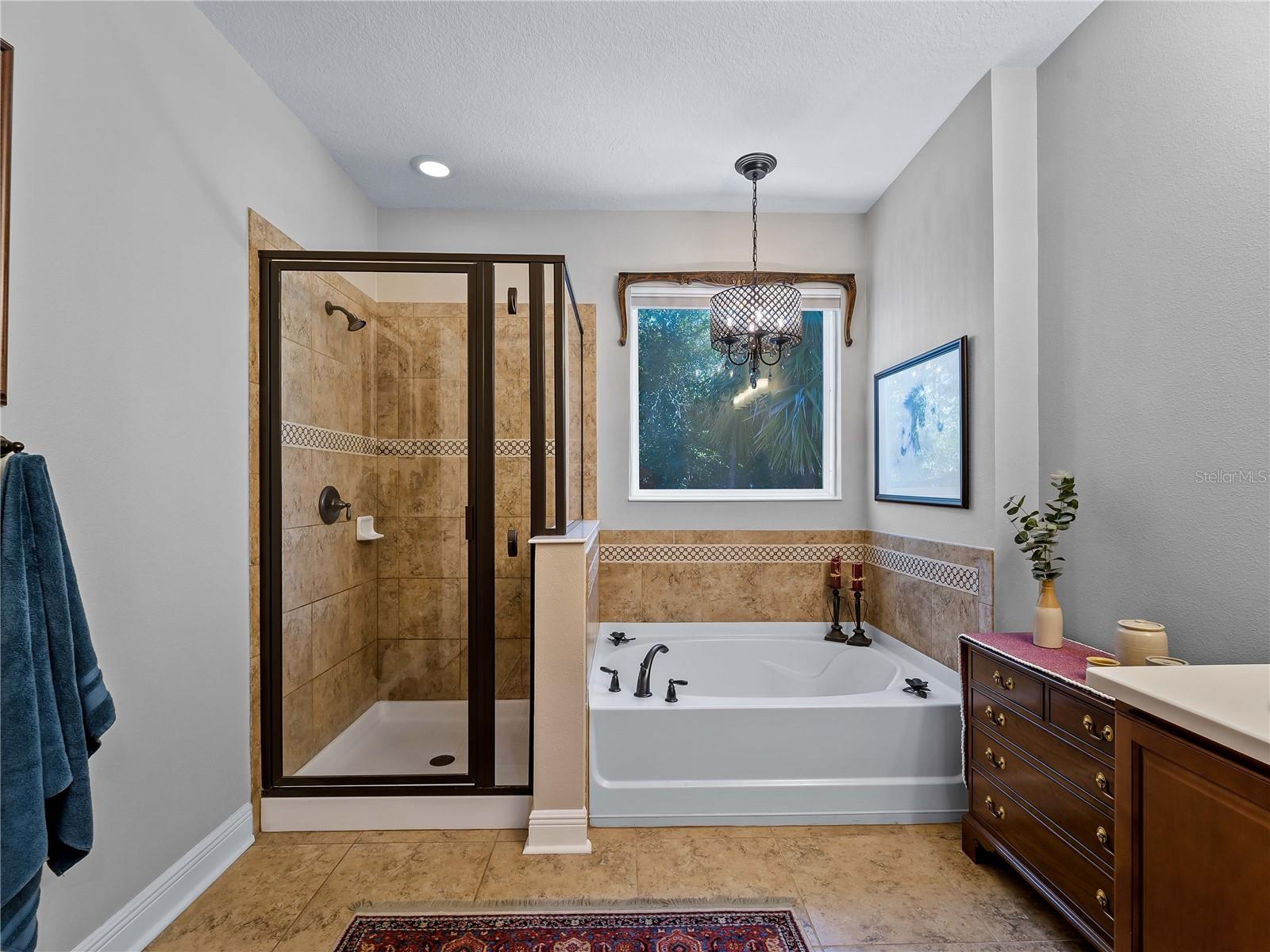 OAK HARBOUR - Residential