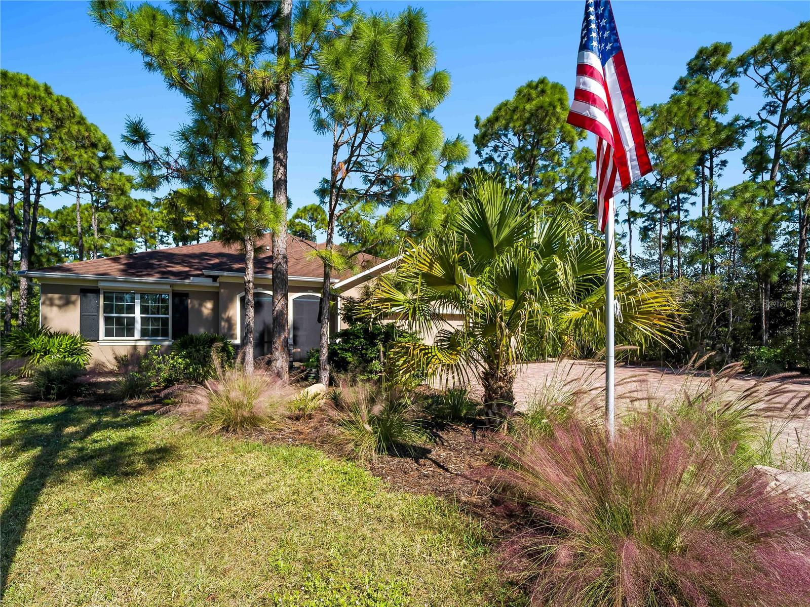 OAK HARBOUR - Residential