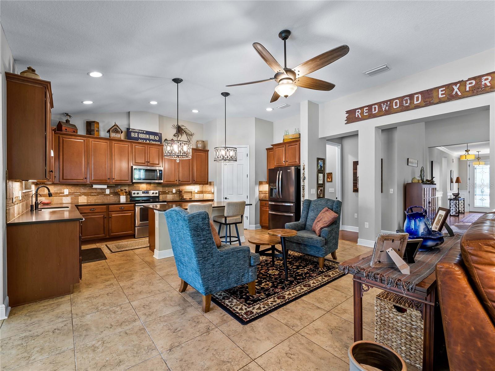 OAK HARBOUR - Residential