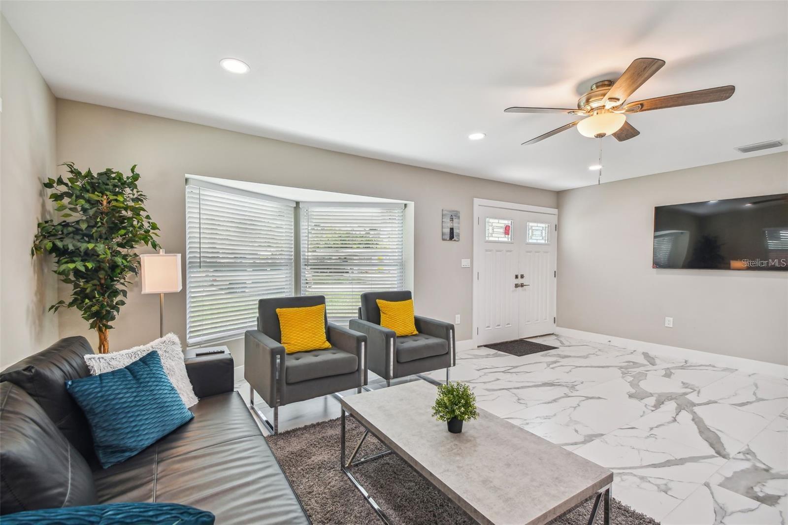 NORWOOD PARK - Residential Lease