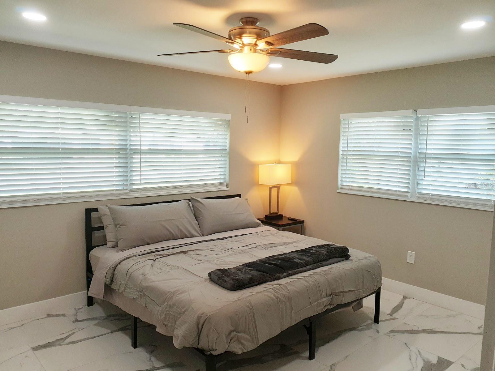 NORWOOD PARK - Residential Lease