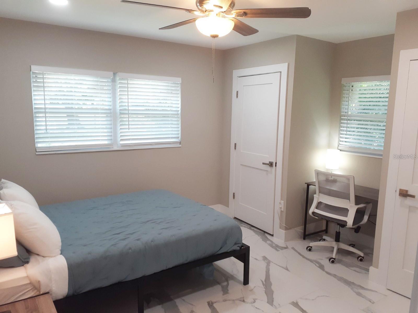 NORWOOD PARK - Residential Lease