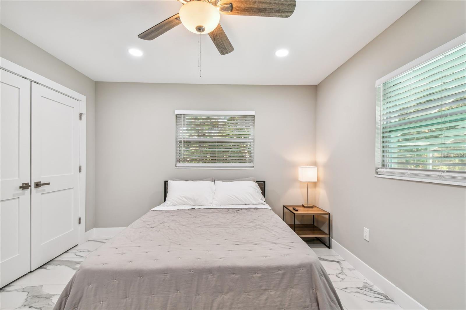 NORWOOD PARK - Residential Lease