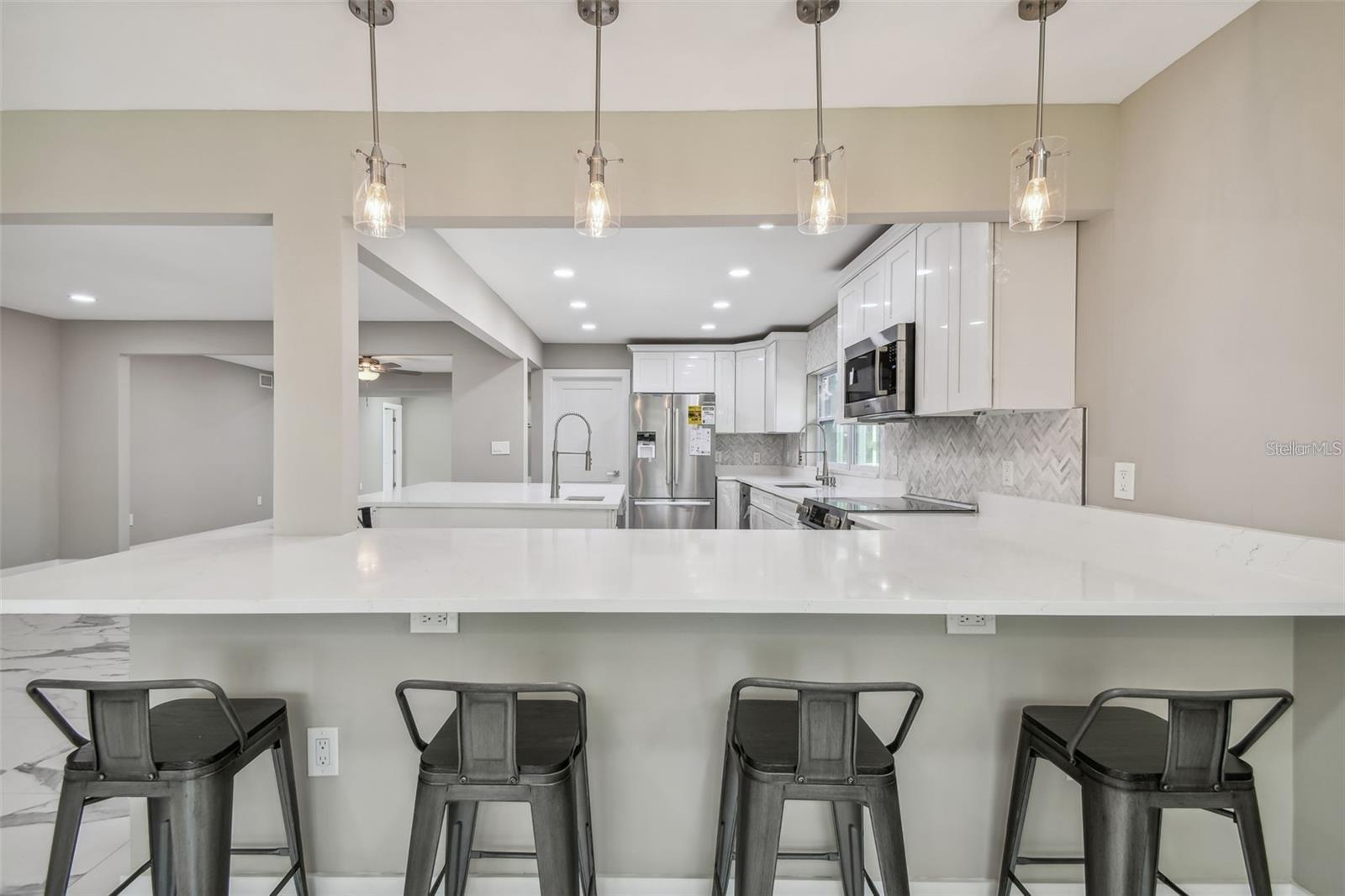 NORWOOD PARK - Residential Lease