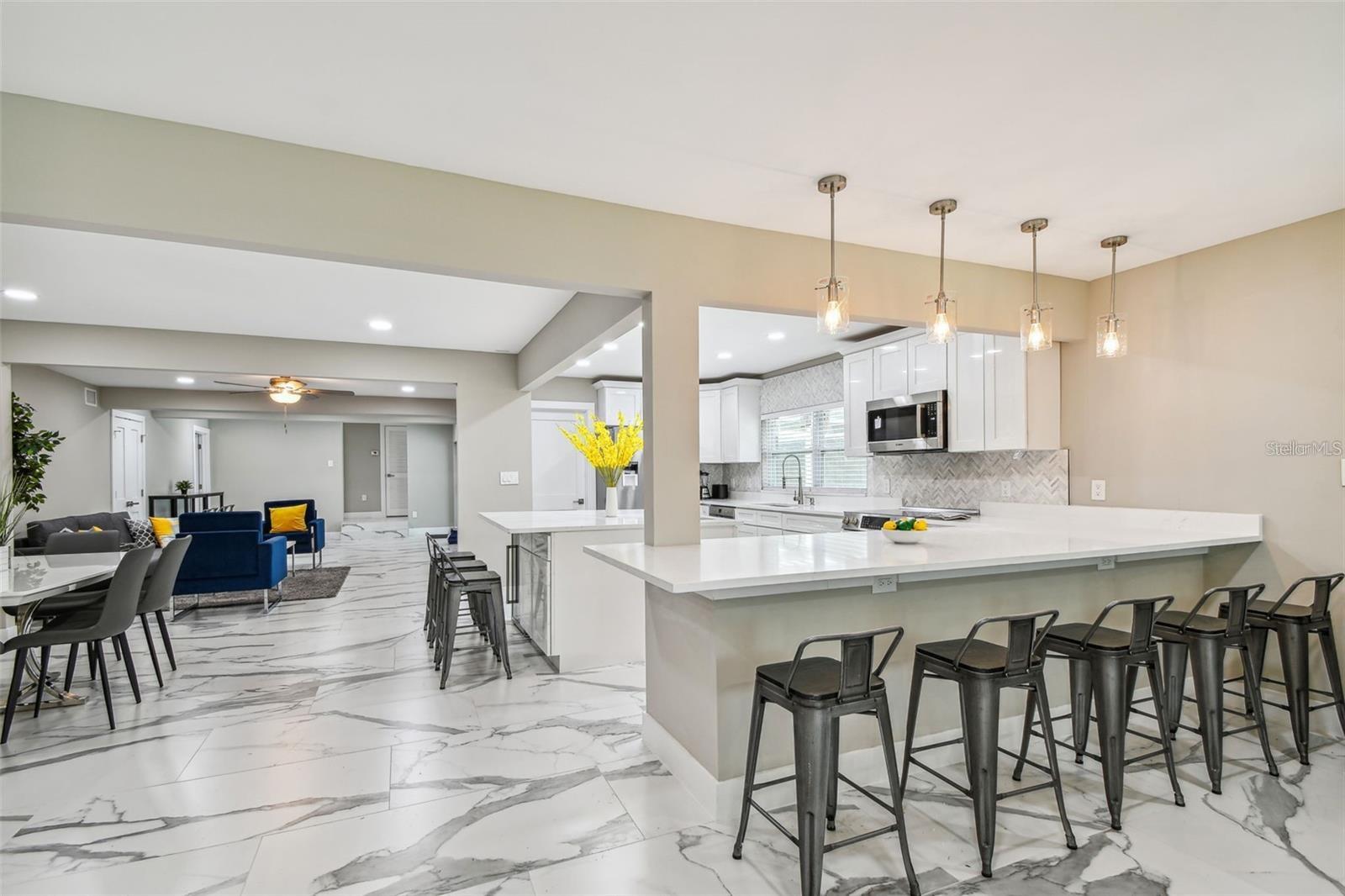 NORWOOD PARK - Residential Lease