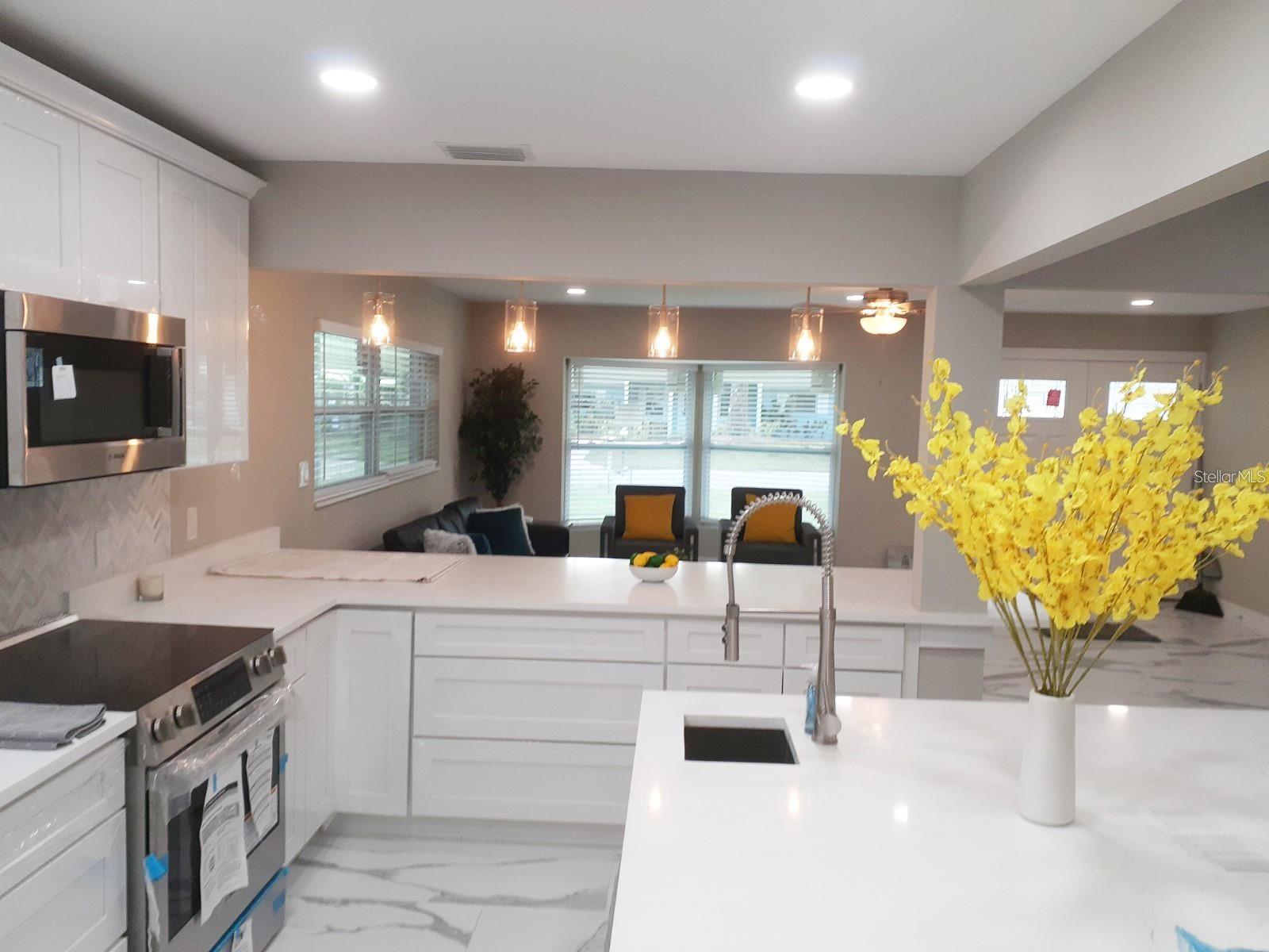 NORWOOD PARK - Residential Lease