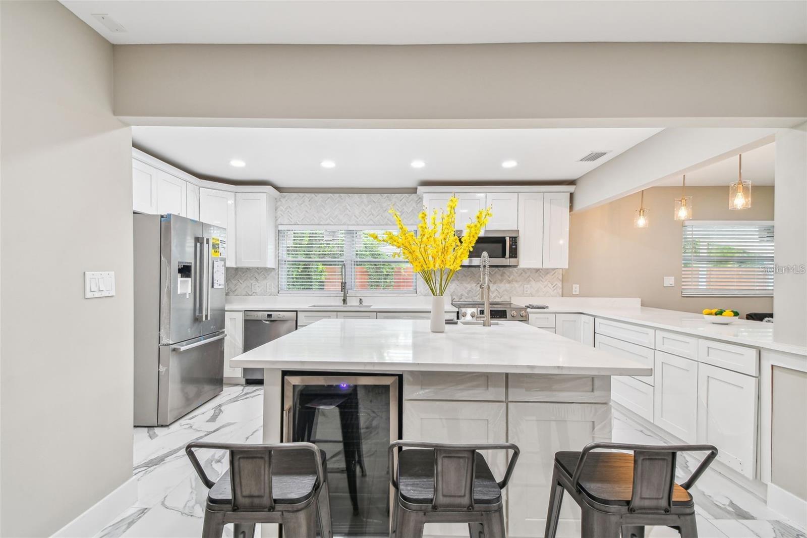 NORWOOD PARK - Residential Lease