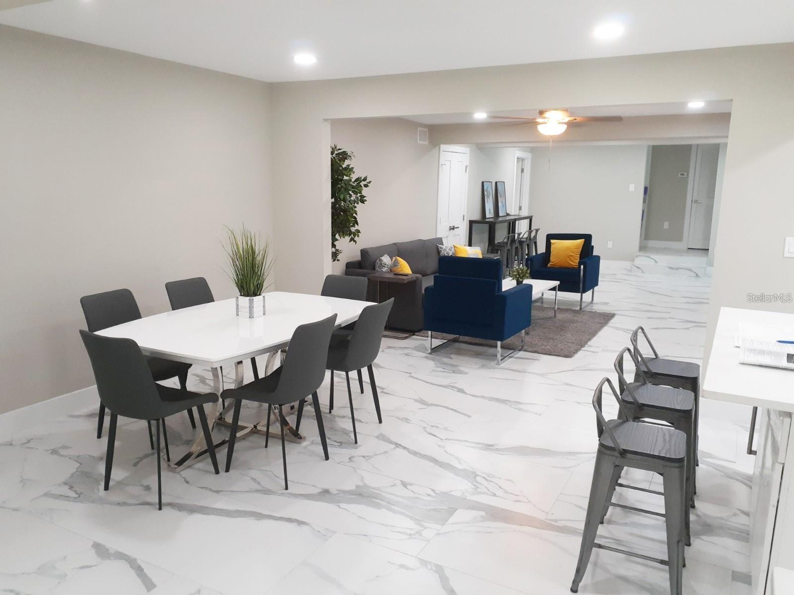 NORWOOD PARK - Residential Lease