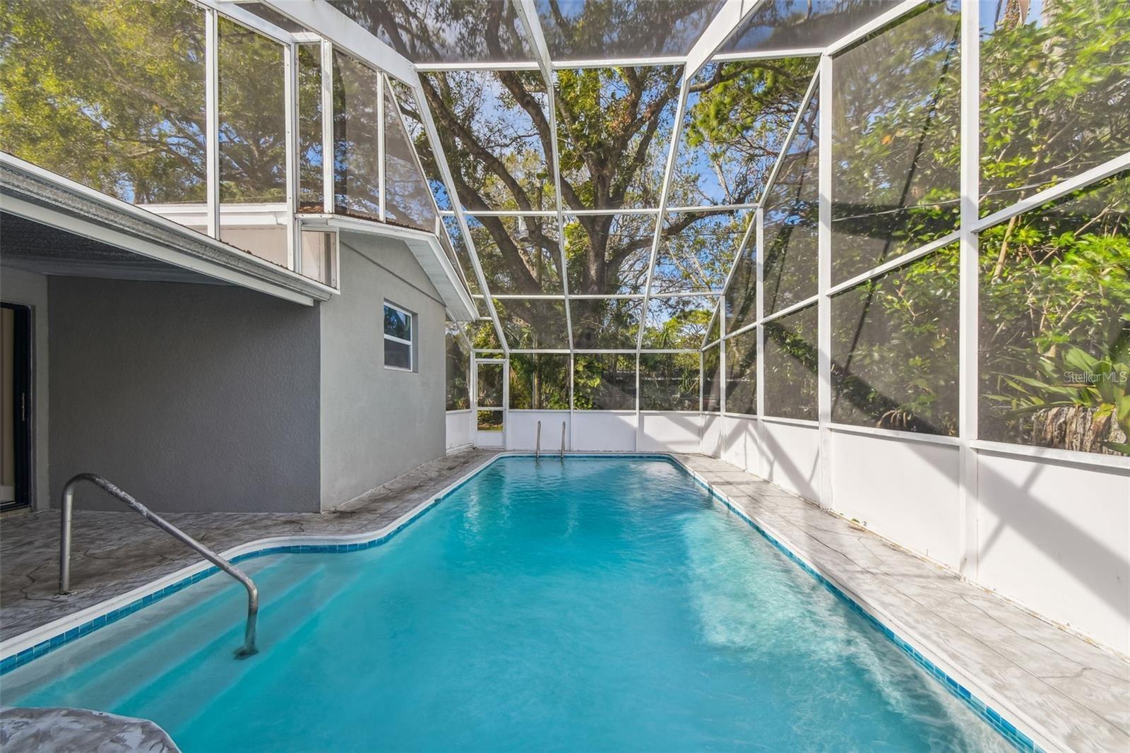 NORWOOD PARK - Residential Lease