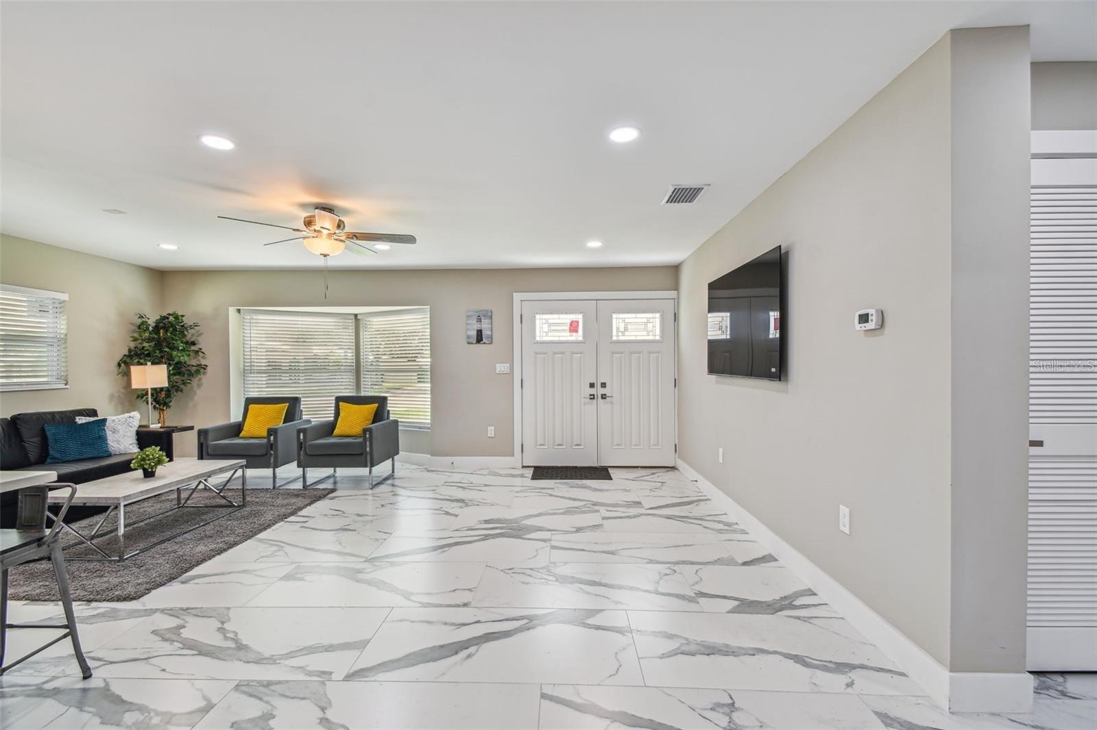 NORWOOD PARK - Residential Lease
