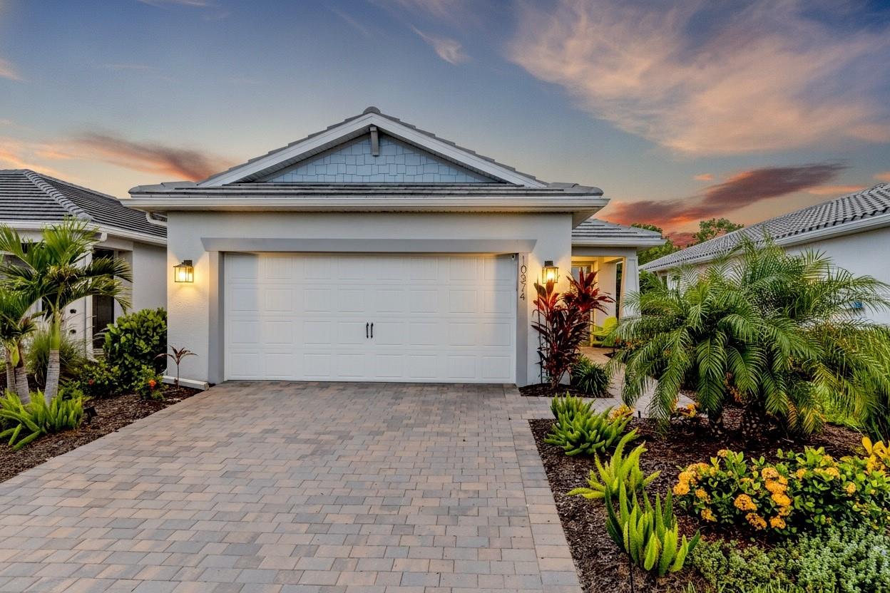 10374 ABACO FALLS DRIVE