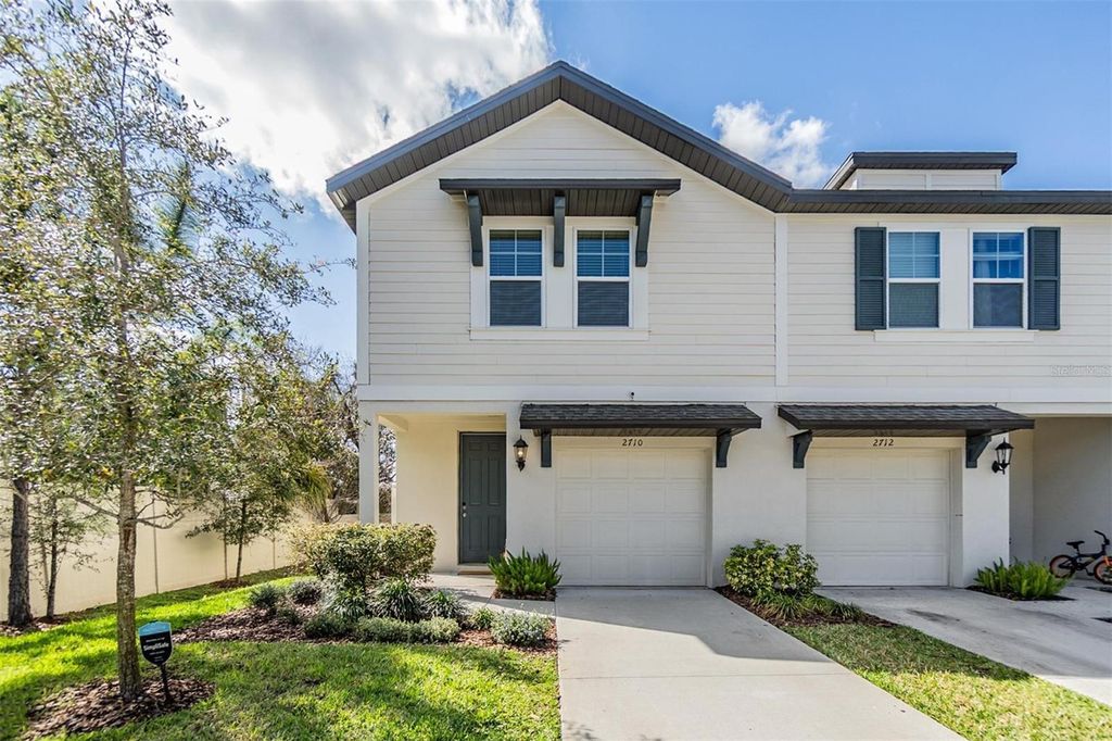 Photo of 2710 Chestnut Creek Place, Brandon, FL 33510 (MLS # J994700)