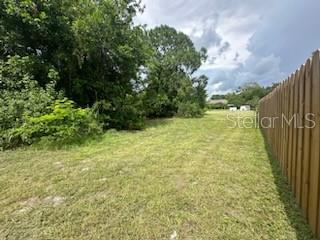 KNOTTY PINE ESTATES - Land