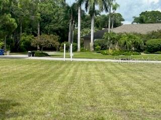 KNOTTY PINE ESTATES - Land