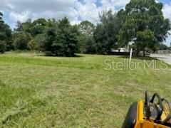 KNOTTY PINE ESTATES - Land