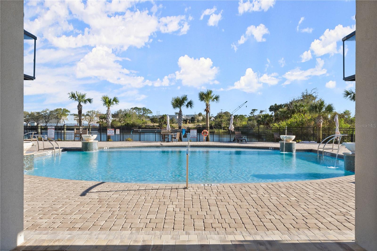 MARINA DEL PALMA - Residential