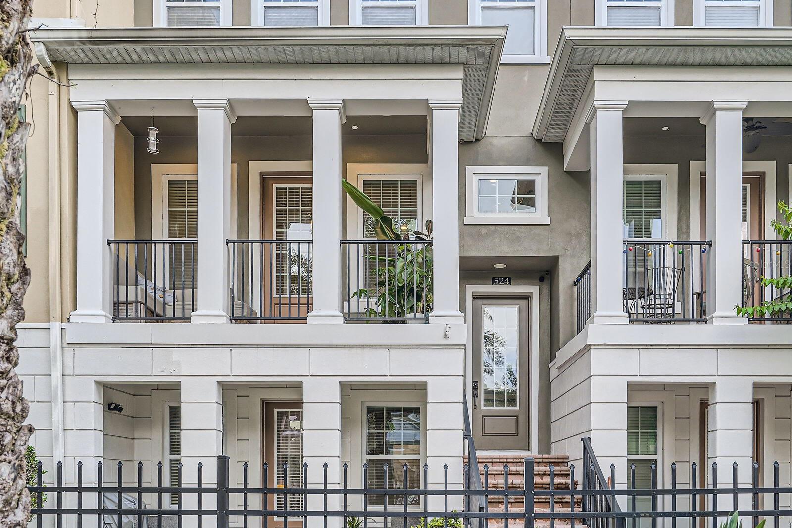 524 LANARK COURT
