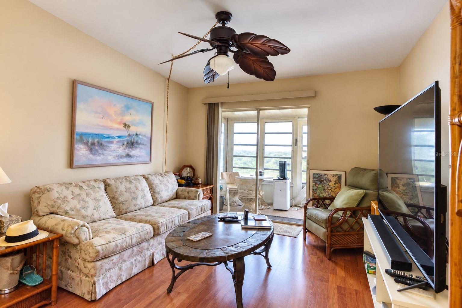 2013 SUNSET DRIVE E2, BRADENTON, FL, 34207 1 2013 SUNSET DRIVE E2