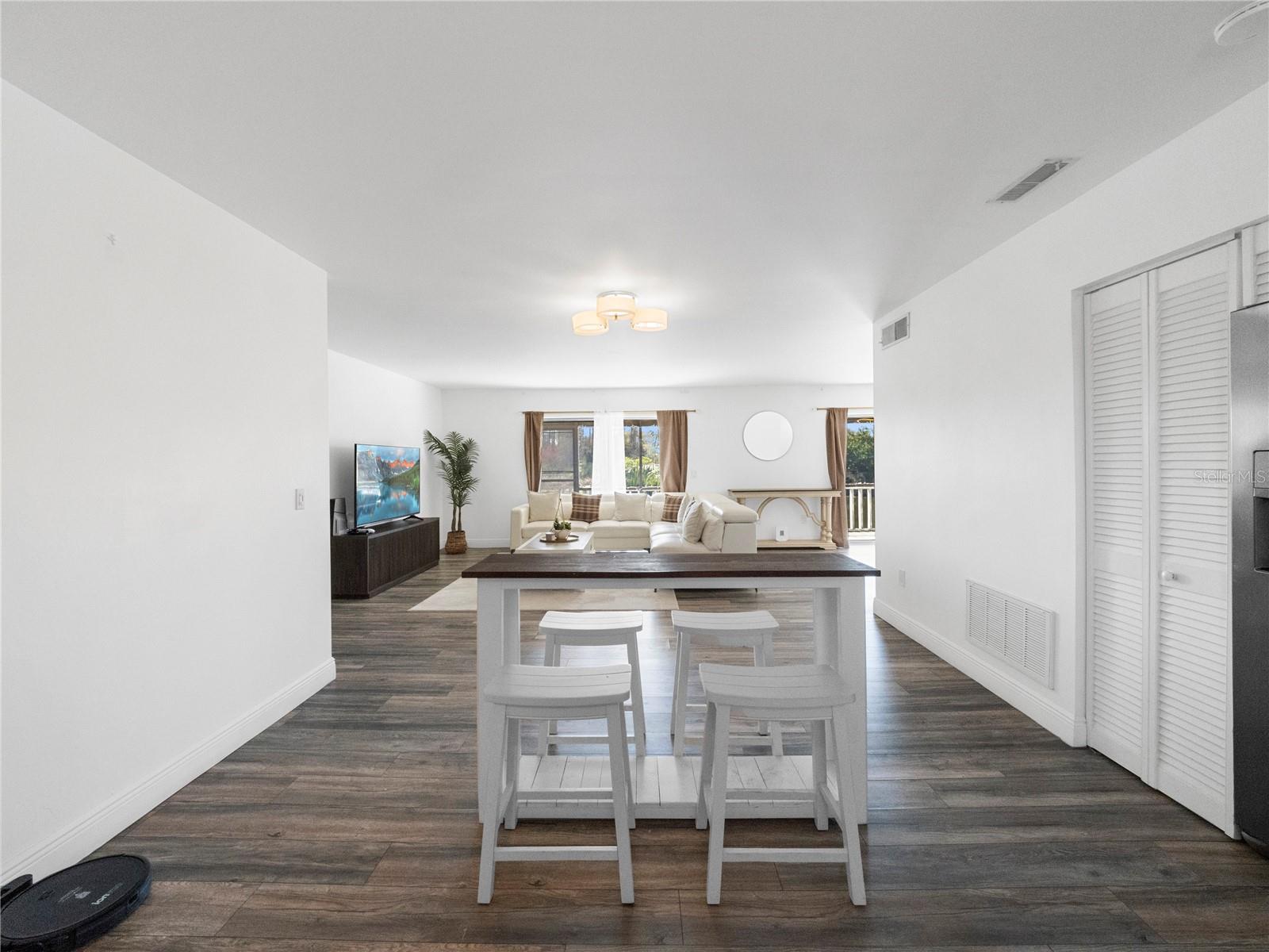 CORTEZ OF CARROLLWOOD A CONDOM - Residential