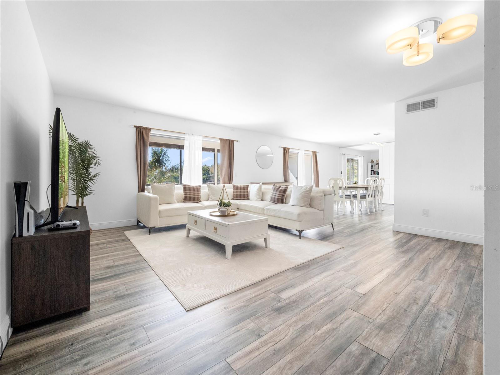 CORTEZ OF CARROLLWOOD A CONDOM - Residential