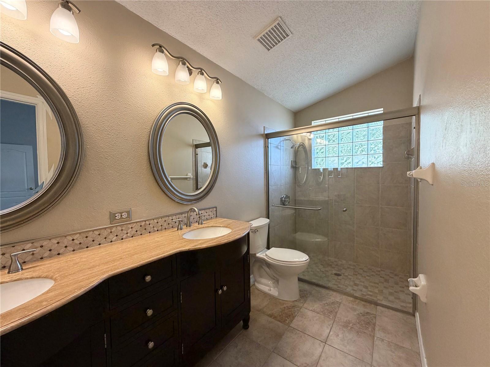 MEADOW BROOK UNIT 1 - Residential Lease