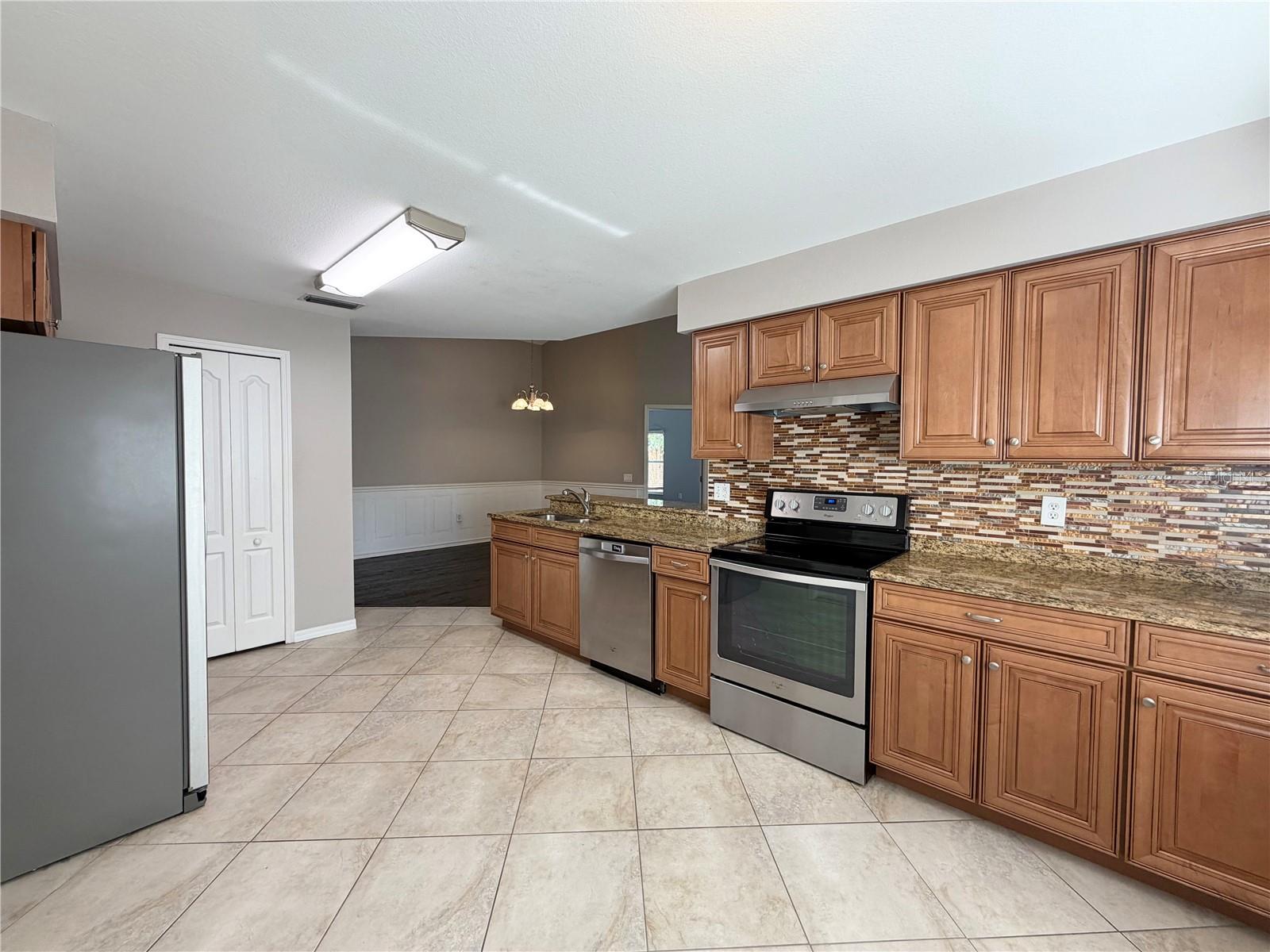 MEADOW BROOK UNIT 1 - Residential Lease