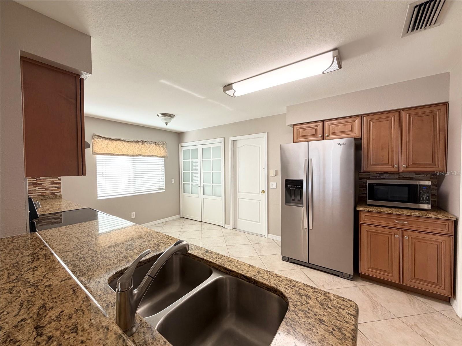 MEADOW BROOK UNIT 1 - Residential Lease