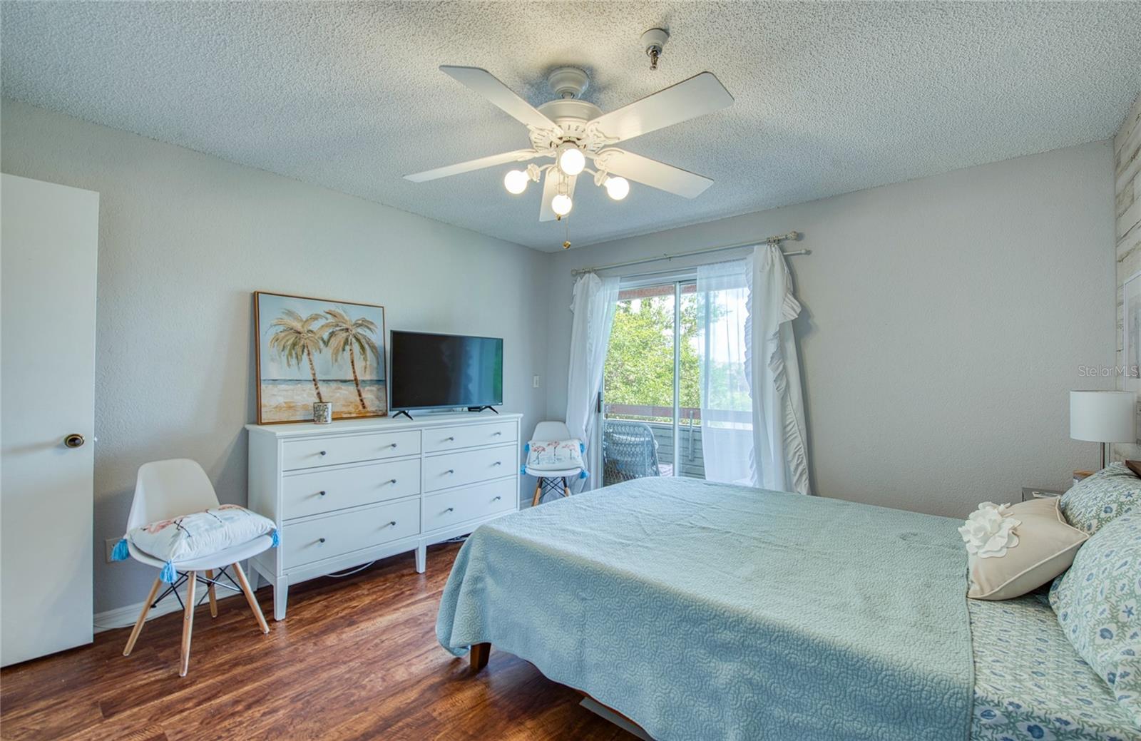 ITOPIA PRIVATE RESIDENCES CONDO - Residential