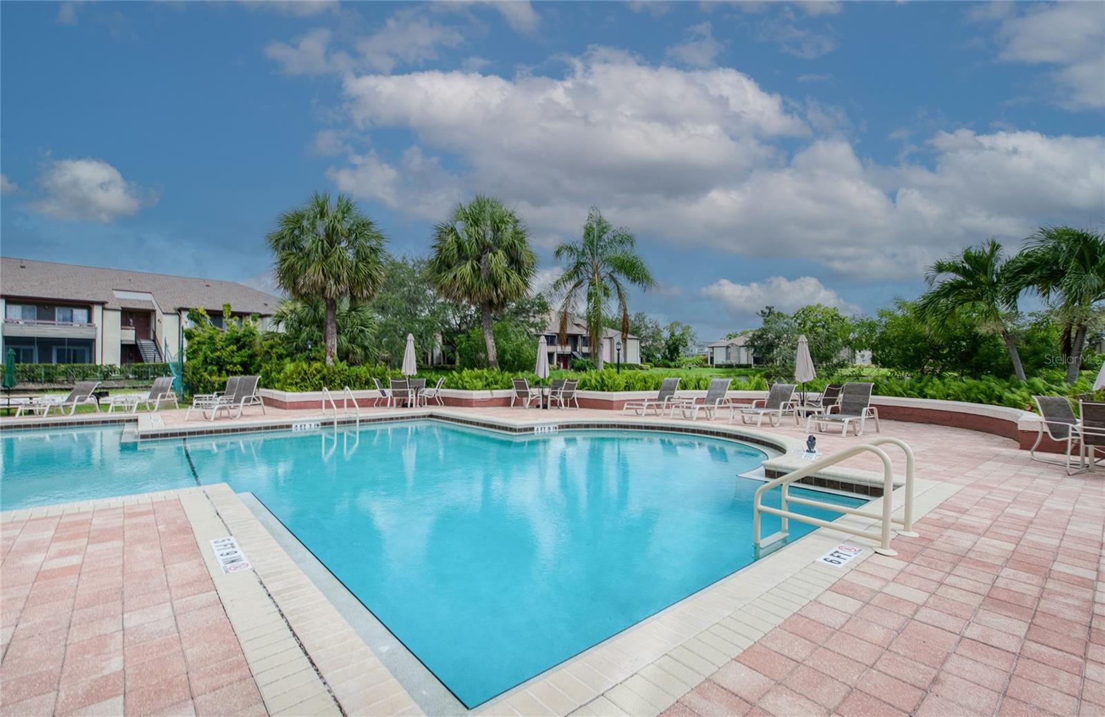 ITOPIA PRIVATE RESIDENCES CONDO - Residential