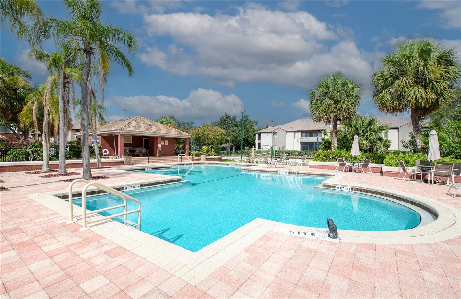 ITOPIA PRIVATE RESIDENCES CONDO - Residential