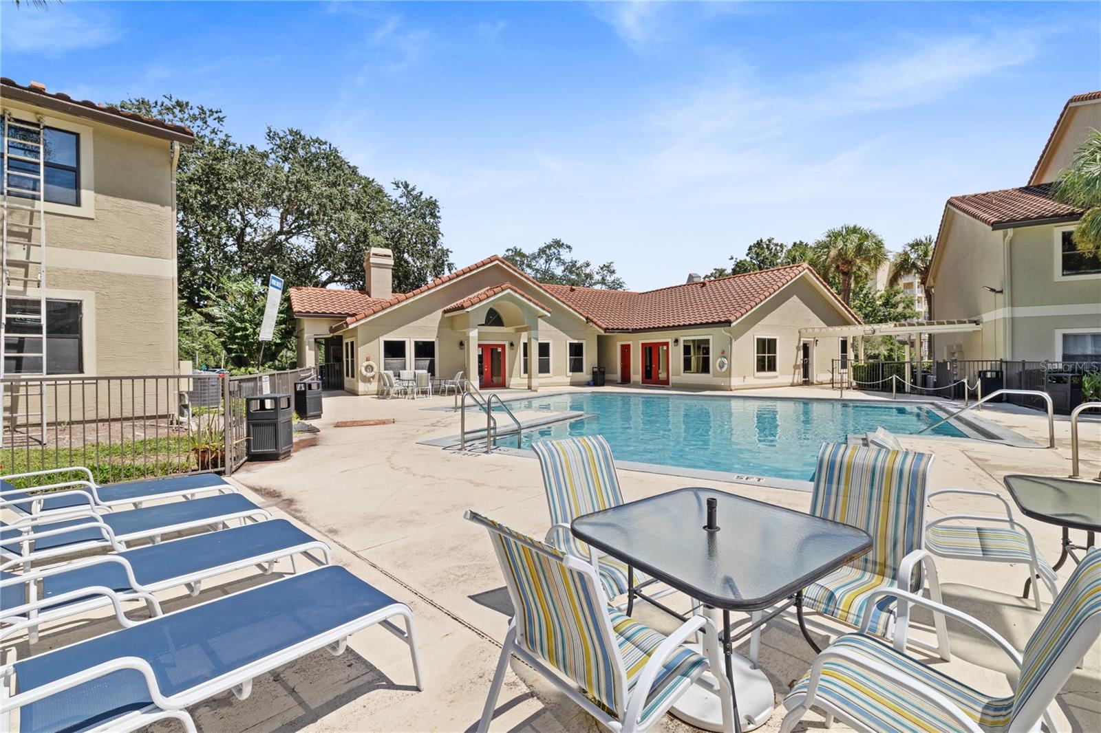 BLOSSOM PARK VILLAS CONDO - Residential