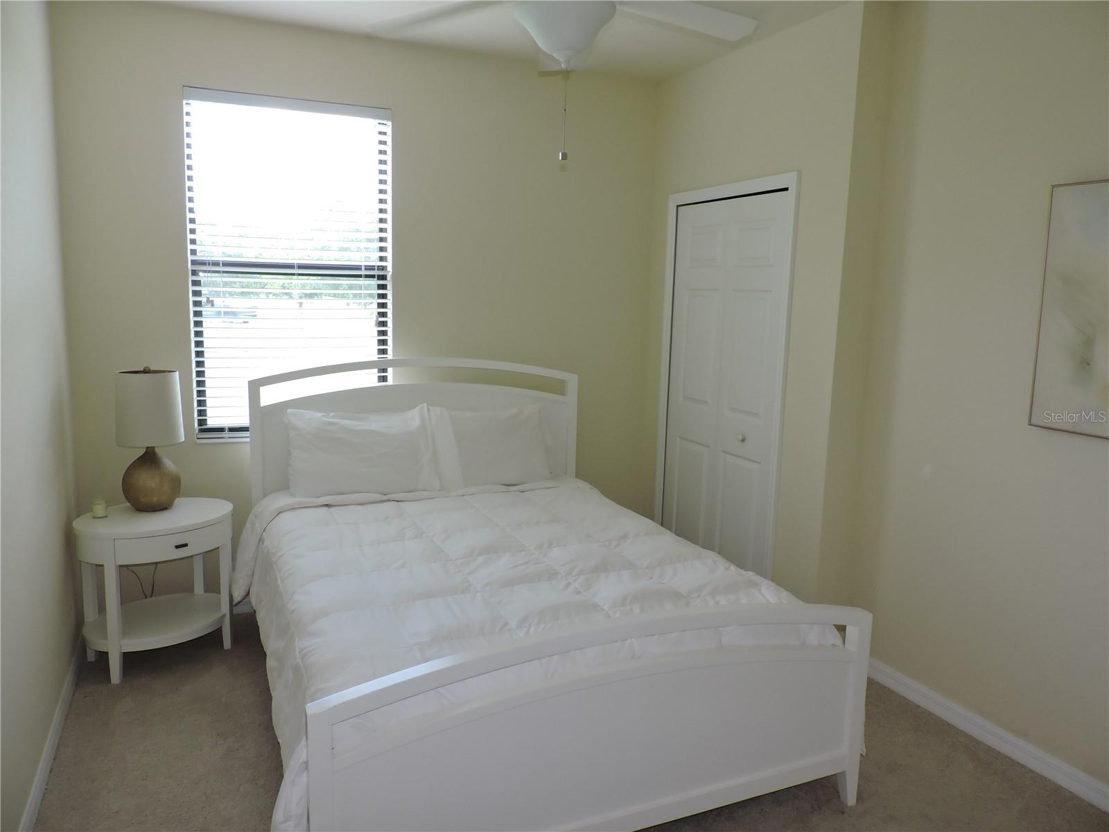 COACH HOMES 1 AT GRAN PARADISO - Residential