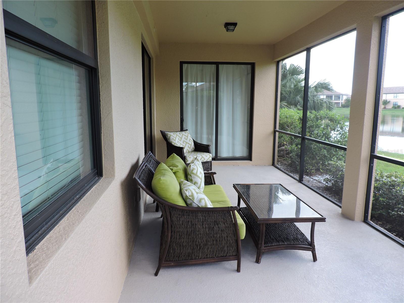 COACH HOMES 1 AT GRAN PARADISO - Residential