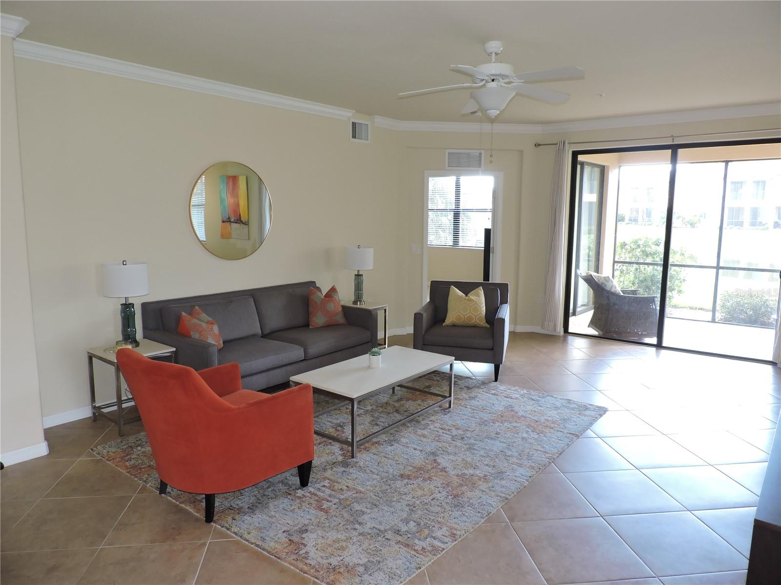 COACH HOMES 1 AT GRAN PARADISO - Residential