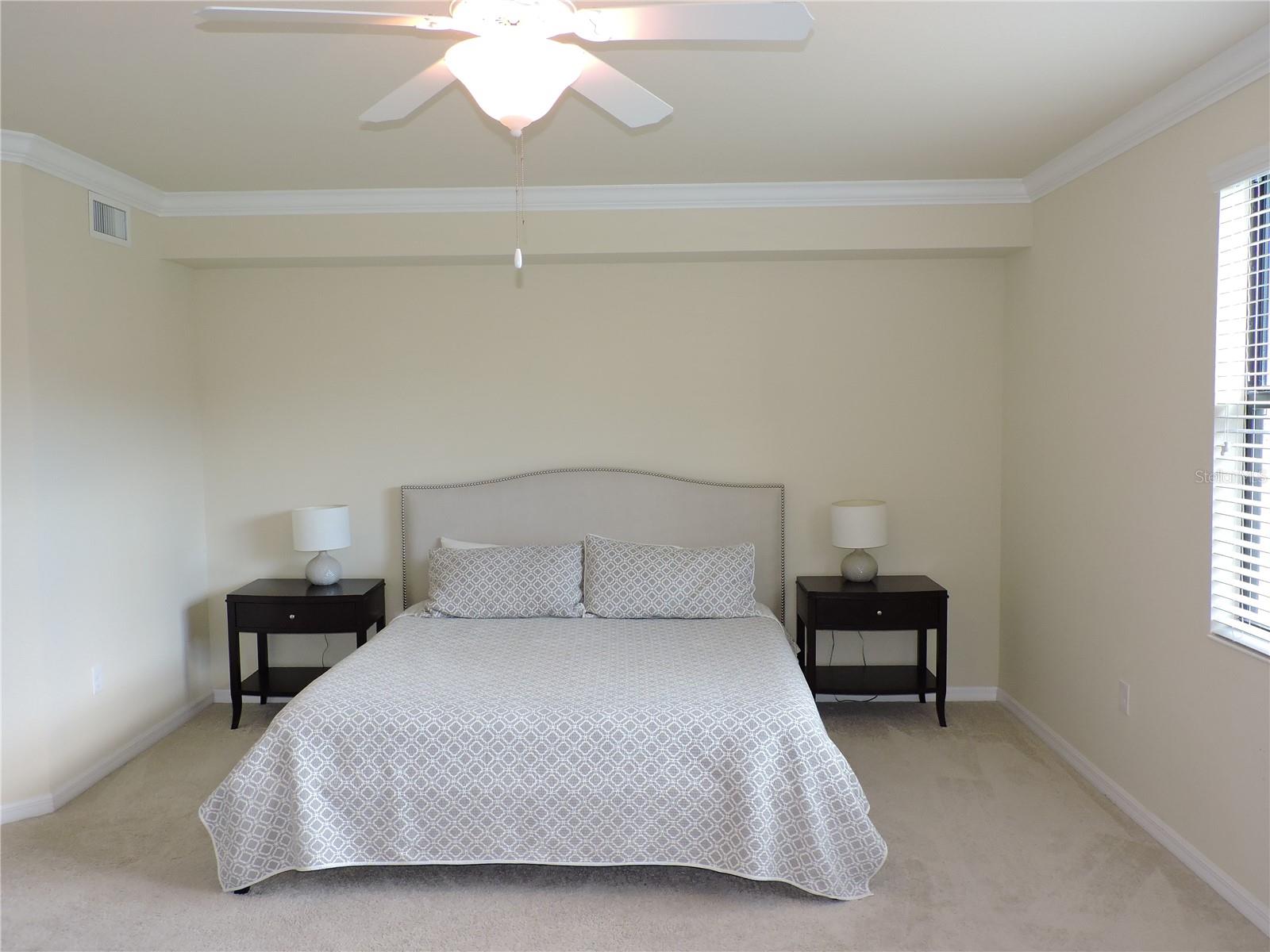 COACH HOMES 1 AT GRAN PARADISO - Residential